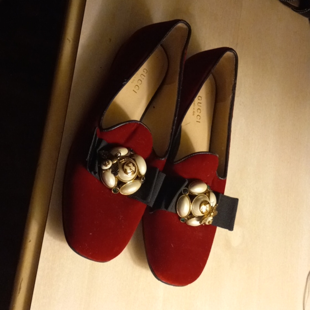 Gucci shoes 38 red